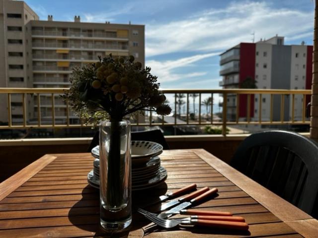 Excelente Ubicacion Con Vistas Al Mar Lejlighed Alicante Eksteriør billede